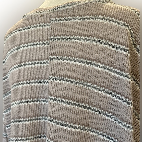 Super Soft Striped Bohme Casual Tunic - Picture 8 of 9